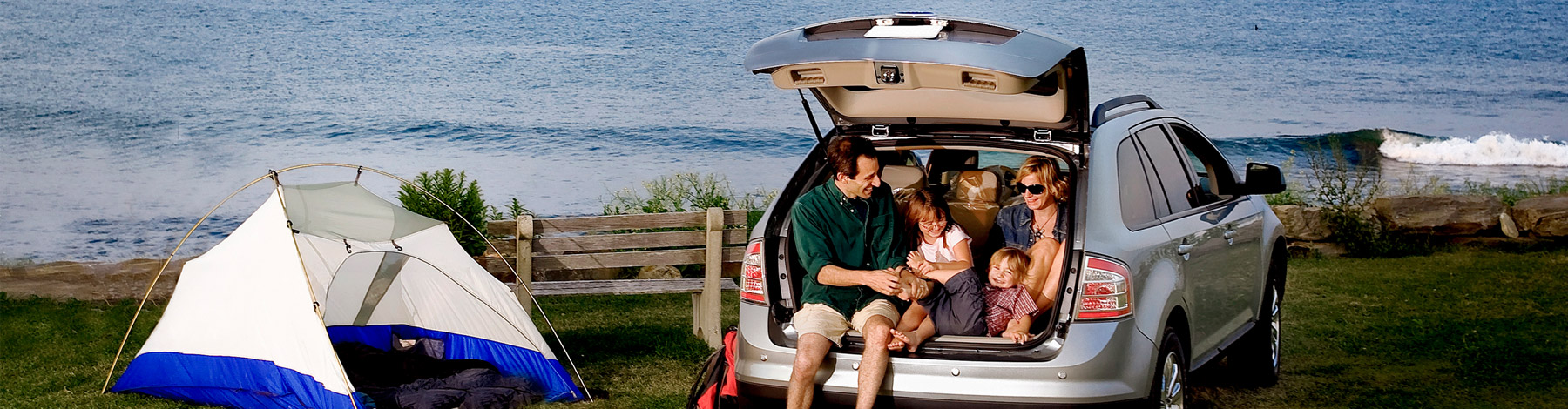 05-family-camping-car